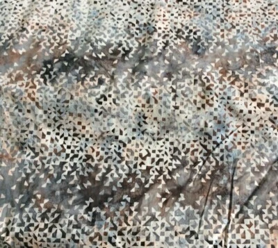 HOFFMAN CALIFORNIA INTERNATIONAL HOFFMAN BALI BATIK - HARBOR #Q2187-638 - TRIANGLES & SQUARES-- BY THE YARD