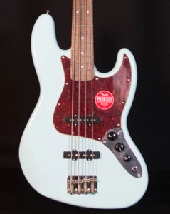 Squier Classic Vibe '60s Jazz Bass, Laurel FB, Daphne Blue - Picture 1 of 10