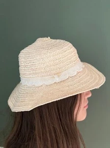Girls Child's Beach Summer Pool Straw Hat Beige/Tan White Lace sz 2-6 - Picture 1 of 4