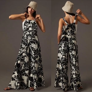 Farm Rio Printed Overalls Size Medium Black & White Retail$298!! NWOT - Picture 1 of 12