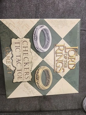 2003 The Lord Of The Rings Checkers Tic Tac Toe Game Set By USAopoly, Open Box - Image 1 of 2