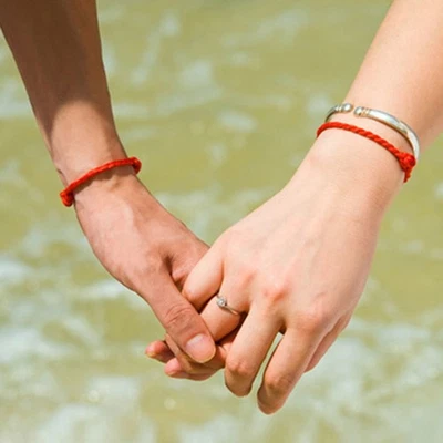  Frauen Rotes Seil Faden Schnur Armband Geflochtene Charms Verstellbares Armband - Bild 1 von 4