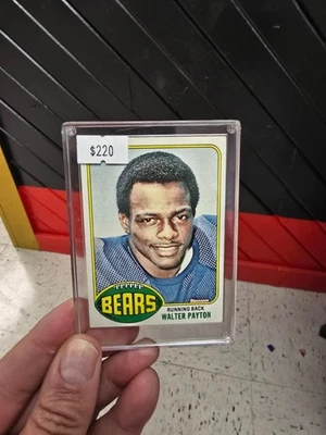 1976 Topps - Walter Payton #148 (RC) - Image 1 of 2
