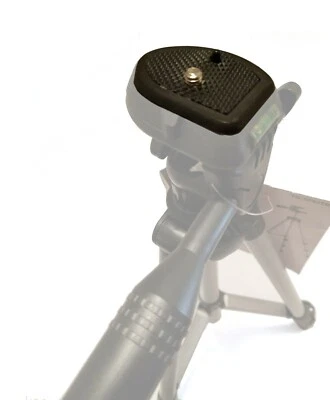 Placa de liberación rápida para trípode Targus® TG-5060TR de 50" Foto 1 de 4