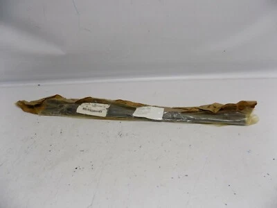 全新 原始设备制造商 1993 - 1995 Mercury Villager 右侧 下门 成型 装饰盖 NOS — 第 1/3 张图片