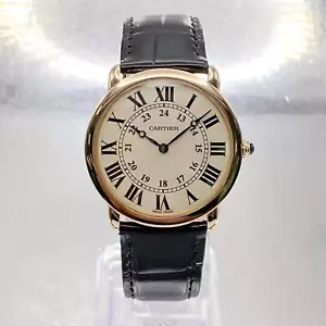 Montre Cartier ronde Louis 36 mm or rose 18 carats cadran argent remontage manuel W6800251 - Photo 1 sur 10