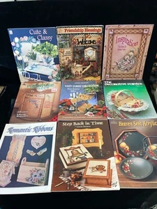 VINTAGE LOT OF 9 ASSORTED DECORATIVE PAINTING BOOKS, 1984-2001 - Picture 1 of 5