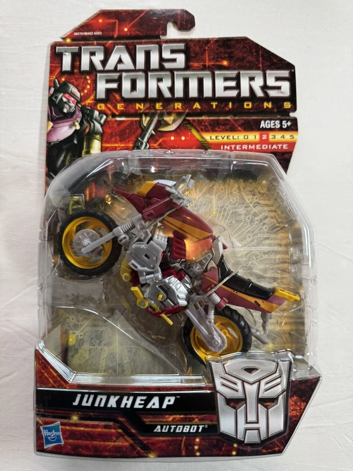 Transformers Generations Deluxe JUNKHEAP 2011 MOC - Image 1 of 1