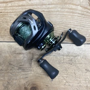 Okuma Helios HS-273Va Baitcastrolle 7,3:1 RH **HAT EINIGE GEBRAUCHSSPUREN** - Bild 1 von 15