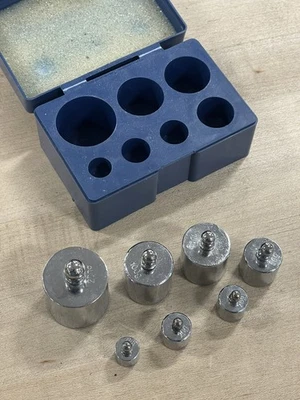 Juego de Kits de Pesas de Calibración 7 Piezas 200 G 2x 100 G 50 G 2x 20 G 10 G Gramos Foto 1 de 4