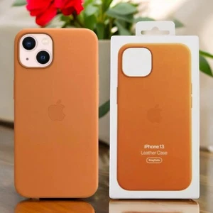 Original/ Genuine/ Official Apple (iPhone 13) Leather Case MagSafe Cover RRP £55 - Picture 1 of 14