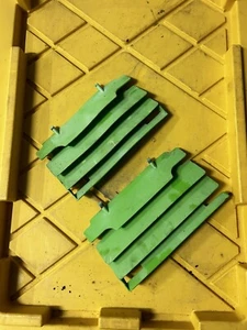 1991 - 1994 Kawasaki KDX250 KDX 250 Radiator Louver Grille Shroud Set - Foto 1 di 2