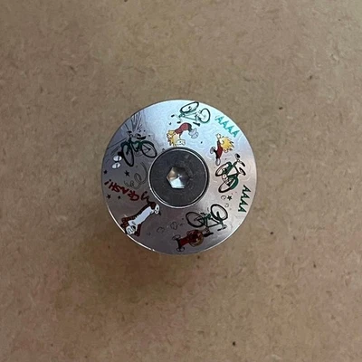 Nuovo MASH Crash Top Cap argento - Immagine 1 di 4