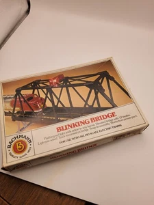 Bachmann Blinking Bridge Ho Scale with Flashing Light 46-1221 - Picture 1 of 3