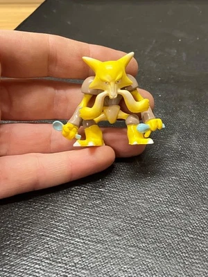 Pokemon Alakazam Figura de Acción Juguete Coleccionable Pequeño Plástico Tomy Pokemon Foto 1 de 2