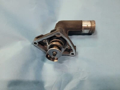 Nissan Máxima 2009-2014 carcasa termostato refrigerante tubo de agua - OEM Foto 1 de 4