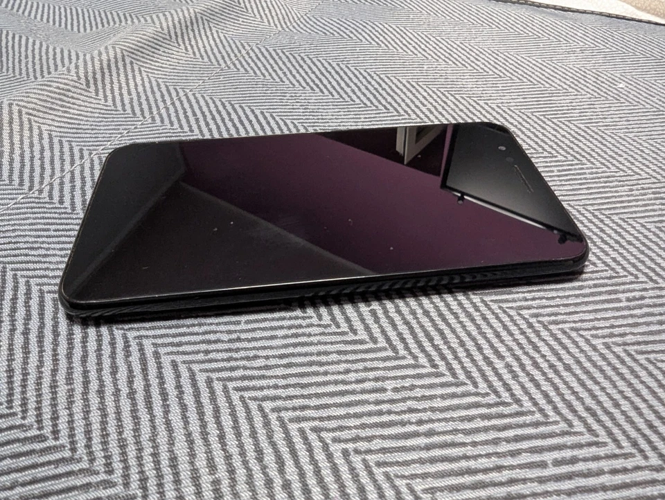 Cellulare Smartphone LG K9 - bloccato - funziona - Immagine 1 di 2