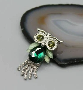 Owl bird pin brooch fashion jewelry elegant beautiful green white gold tone - Picture 1 of 10