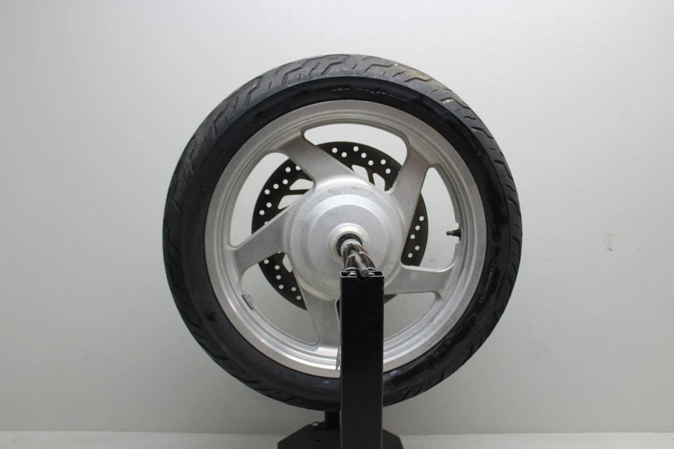 Llanta delantera Honda Magna 750 Vf750C 1994-2003 (recta) Foto 1 de 4