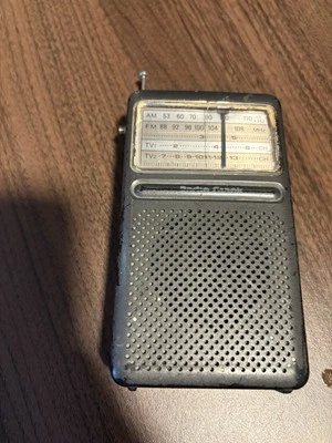 Vtg Realistic AM FM TVI TV2 Transistor Emergency Radio Model 12-614 Tested Works - Image 1 of 4