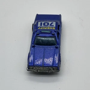 Coche patrulla Sheriff 1977 Hot Wheels #9526 Dodge Police 701 metal escamas azul 1:64 - Imagen 1 de 8