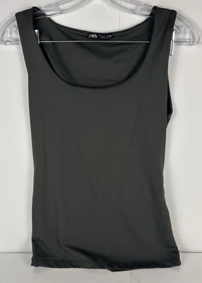 Camiseta sin mangas ZARA gris elástica para mujer M hecha en Turquía Foto 1 de 4