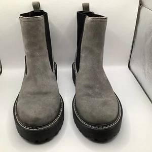 Calvin Klein Women’s Size 7 Gray Black Suede Sheri Lug Boots 2 " Heel Preowned - Picture 1 of 6