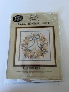 Kit de punto de cruz contado algo especial “Guirnalda de cáscara” 50235 14" x 14" - Imagen 1 de 2