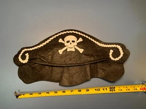 pirate hat for kids Halloween or preschool dress up dramatic play - Picture 1 of 1