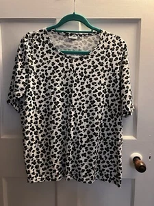 Damart Womens White Animal Print Cotton Short Sleeve T-Shirt 14 16 M Round Neck - Picture 1 of 3