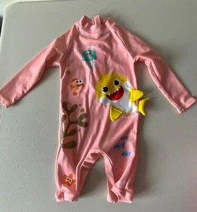 Baby Pinkfong Nickelodeon Baby Hai Badeanzug Alter 9-12 Monate - Bild 1 von 1