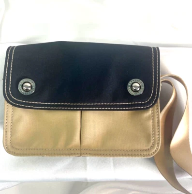 Reaction by Kenneth Cole Unisex Wristlet/Clutch 7.25x5.25x1.5"~O'sooo stylish!!! - Image 1 of 4