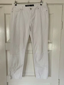 Womens WHITE STRETCH JAY JAYS JEANS SIZE 11 "ANKLE BITER" - Picture 1 of 1