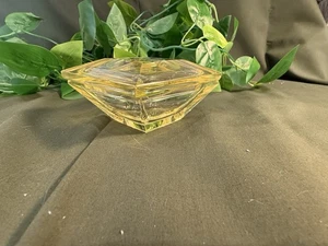 VTG Art Deco Covered Glass Trinket Dish - Yellow - Picture 1 of 5