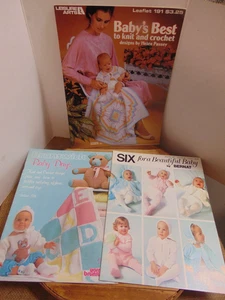 Vtg Baby Knitting & Crochet Booklets - Bernat, Brunswick, Leisure Arts LOT of 3 - Picture 1 of 12