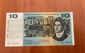 1967 $10.00 NOTE - COOMBES - RANDALL (RARE) COMMONWEALTH OF AUSTRALIA BANKNOTE - Picture 1 of 2