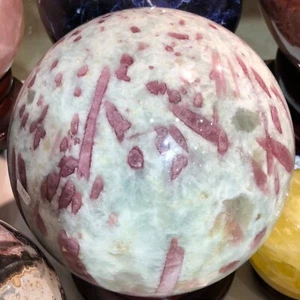27,77 Pfund natürliche seltene rosa Turmalin Quarz Kugel Kristall Energie Ball Reiki hea - Bild 1 von 8