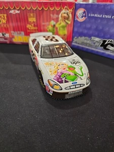 2002 DALE JARRETT UPS MUPPETS 25TH ANNIVERSARY YATES RACING 1/24 FORD TAURUS - Picture 1 of 12