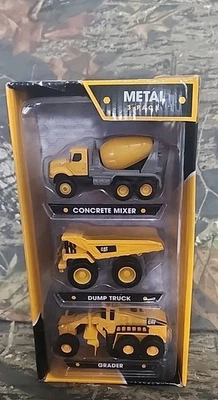 Paquete de 3 camiones de volteo y niveladora mezcladores de concreto CAT Metal camión juguete Foto 1 de 4