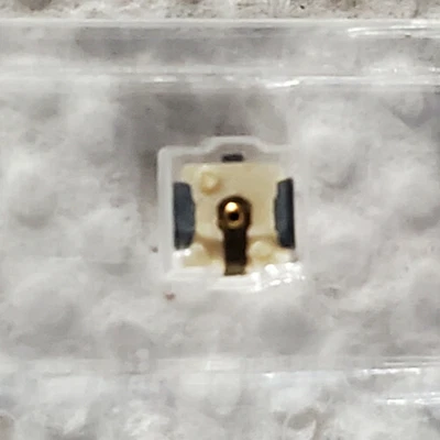 Hirose Electric U.FL-R-SMT(01) RF Connector (Receptacle) Ultra Mini Coax - Image 1 of 2