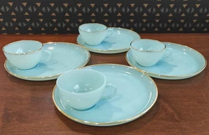 4 Sets Fire King Türkis Hellblau Hostess Delight Snack Teller + Tassen 22k Gold - Bild 1 von 21