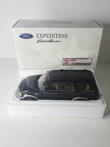 UT Models - Ford Expedition Eddie Bauer Black - 1:18 Diecast - Picture 1 of 22