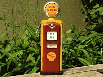 Handmade Tinplate Miniature Super Shell Gas Pump Model - Tin - Metal - Gasoline - Image 1 of 4