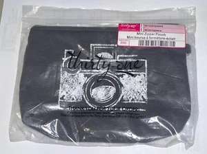 Thirty One MINI Zipper Pouch in Camera NWT - Picture 1 of 2