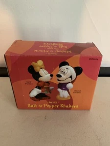 Vintage Disney MICKEY MOUSE & MINNIE Holiday Christmas Salt & Pepper Shakers NOS - Picture 1 of 6