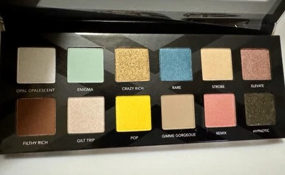 NIB Buxom Extrovert Eyeshadow Palette - Image 1 of 2
