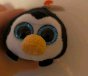 Ty McDonalds Teenie Ty POCKET der Pinguin mit Herzanhänger - Bild 1 von 4