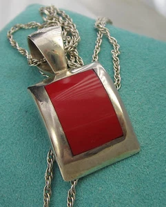 ESTATE VINTAGE RARE SLEEK STERLING SILVER & NATURAL RED CORAL 21,6 GRAM NECKLACE - Picture 1 of 5