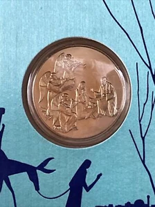 Vintage 1970 Franklin Mint Christmas Holiday Card Coin - Picture 1 of 9