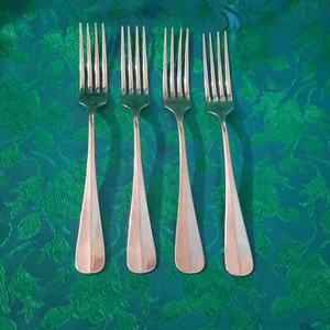 SUPREME CUTLERY TOWLE TRENT PATTERN STAINLESS ASSORTED PIECES - Picture 1 of 5